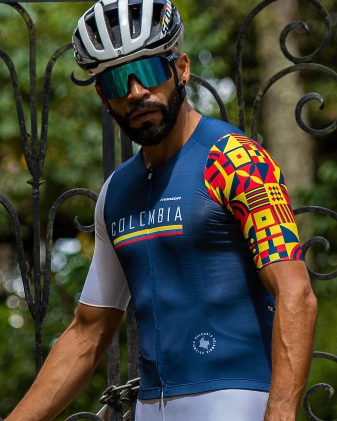 JERSEY MC MANZUR COLOMBIA AZUL HOMBRE